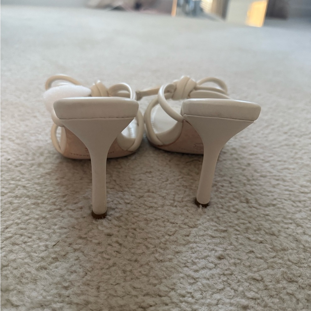Loeffler Randall Cream Bow Heels - Picture 5 of 5